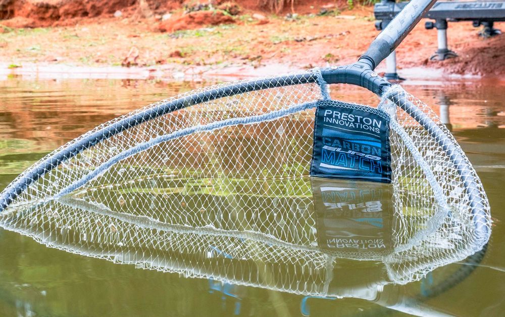 Immagine di Preston Innovations Carbon Euro Match Landing Net